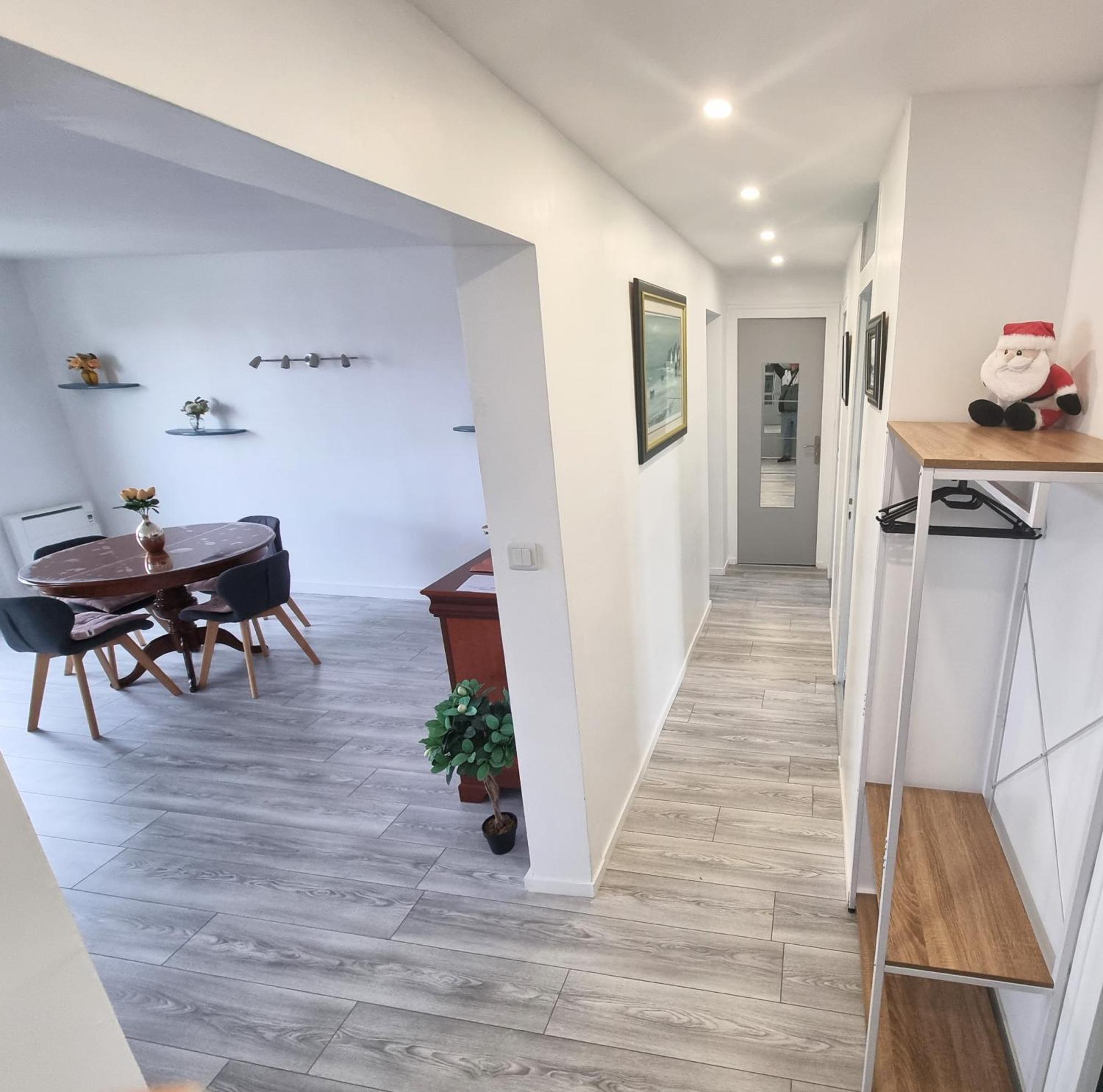 6 Appartements Et 4 Adresses A Mi-Chemin Entre Le Vieux Port Et L Ile De Re La Rochelle  Kültér fotó